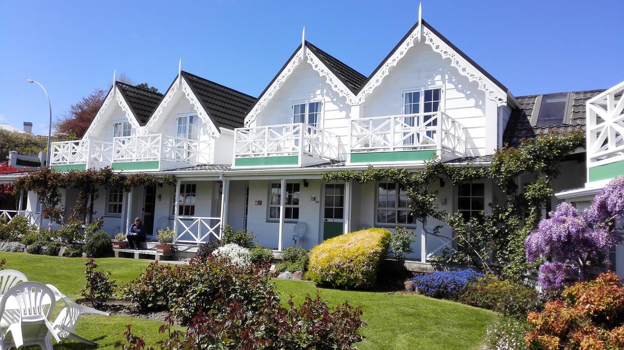 Phoenix Thermal Resort - Taupo Exterior photo