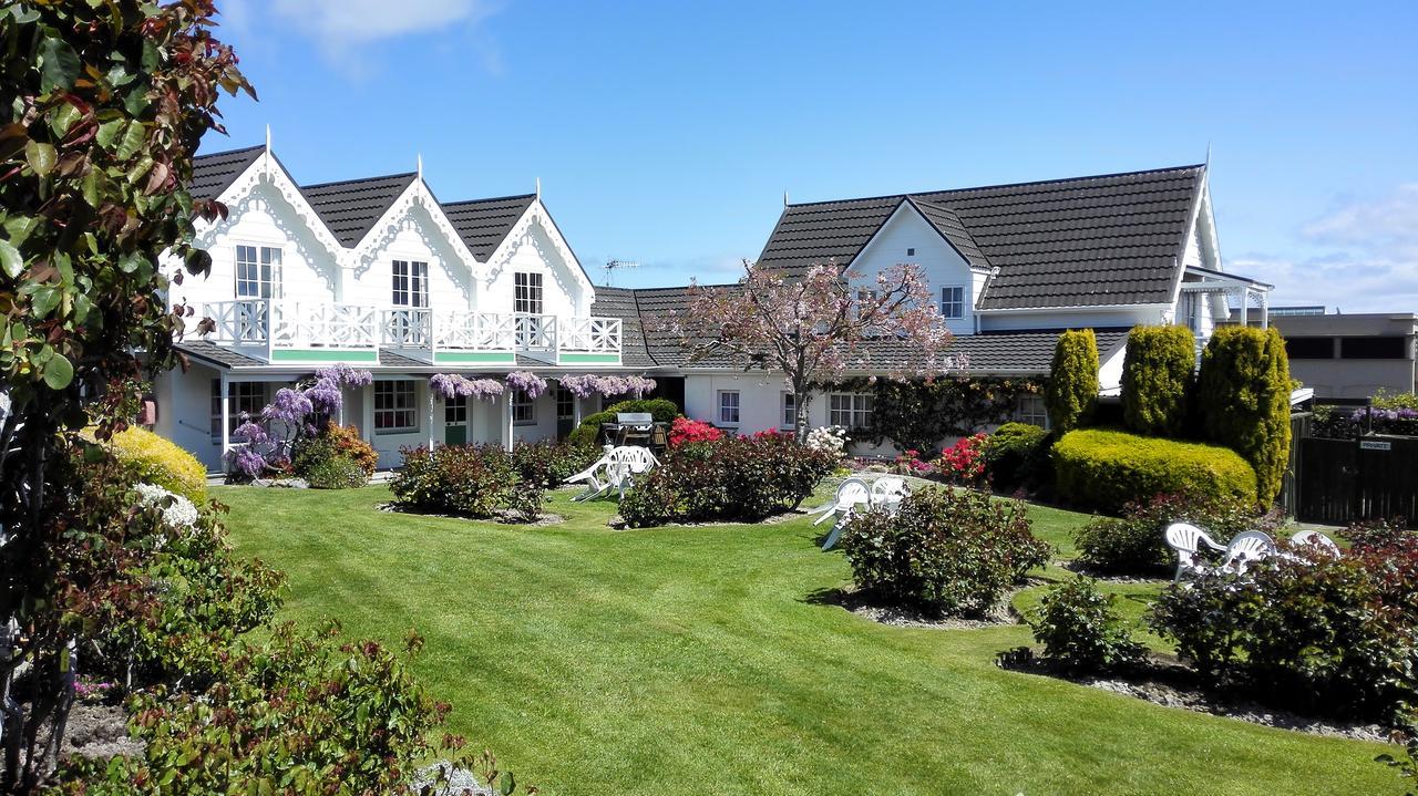 Phoenix Thermal Resort - Taupo Exterior photo