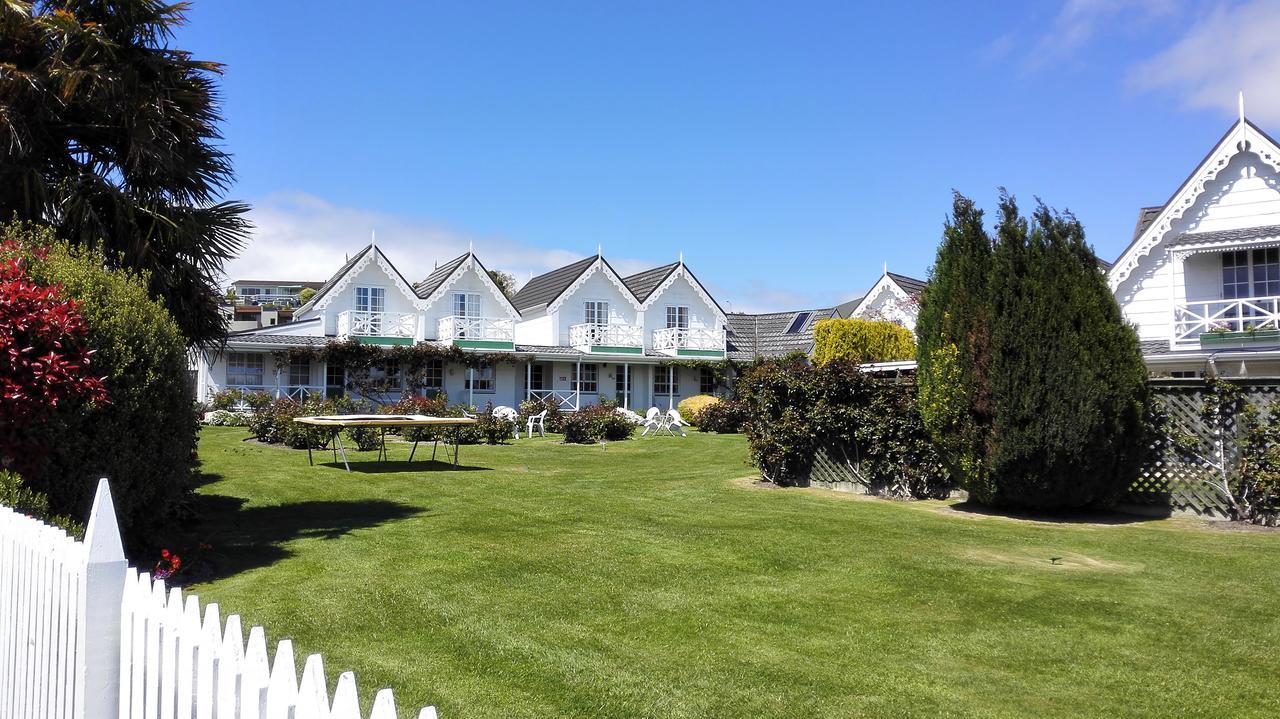 Phoenix Thermal Resort - Taupo Exterior photo