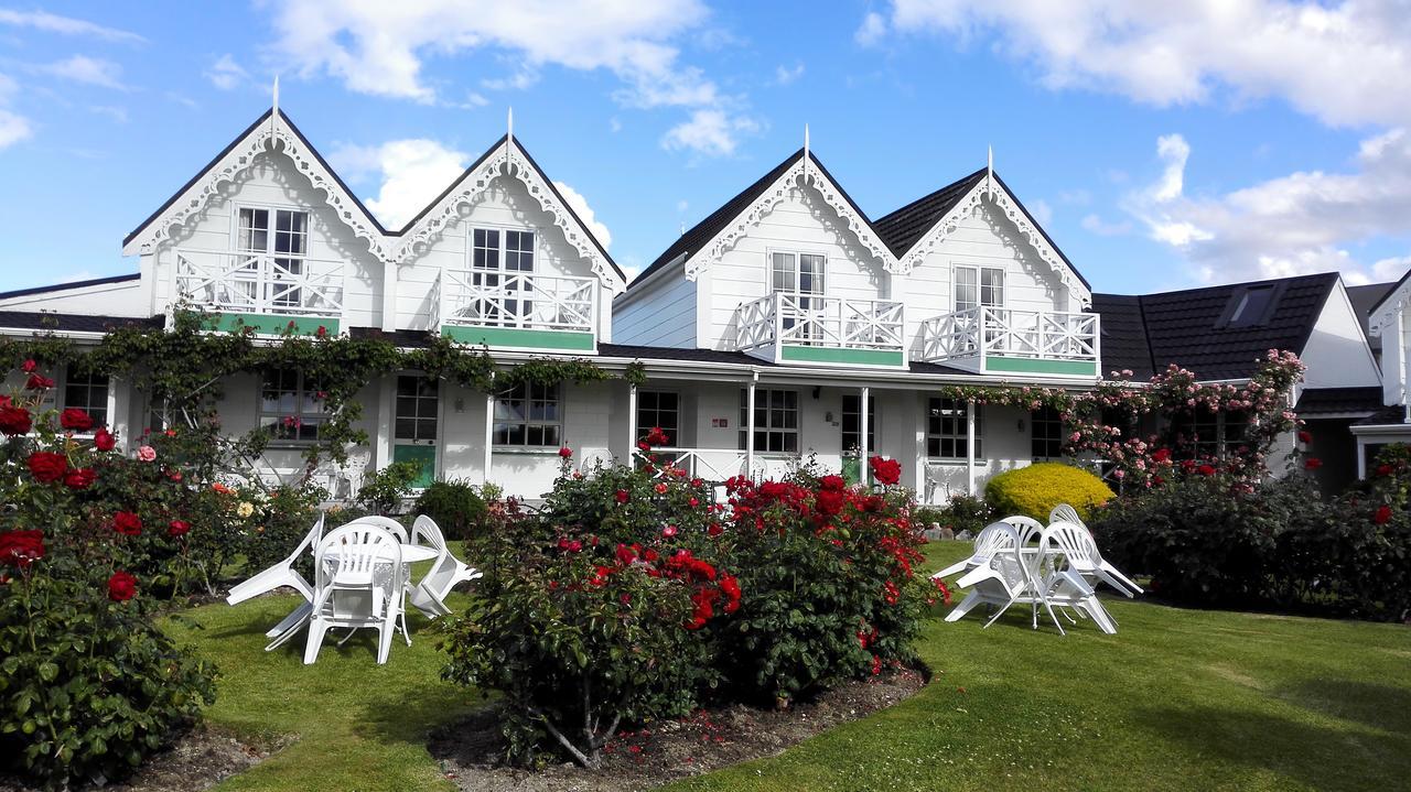 Phoenix Thermal Resort - Taupo Exterior photo