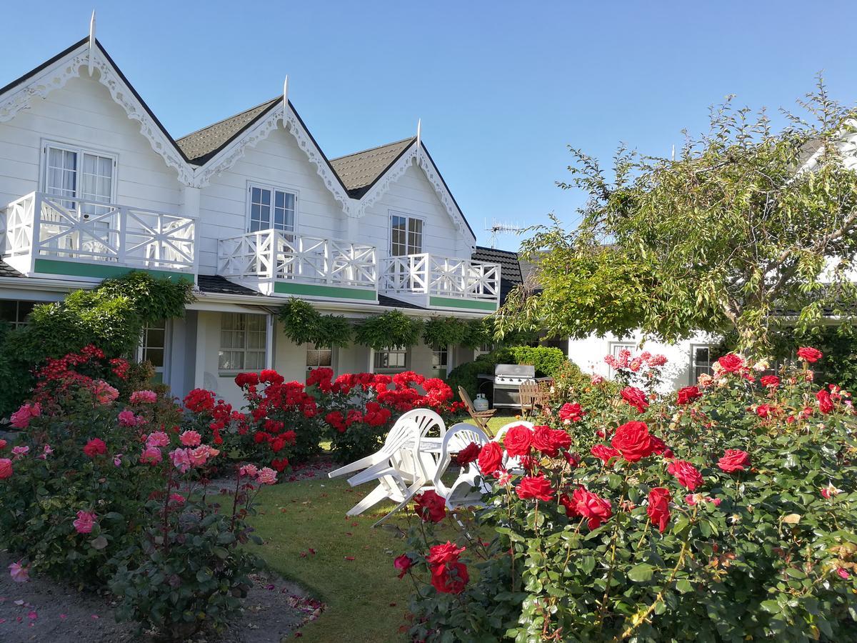 Phoenix Thermal Resort - Taupo Exterior photo