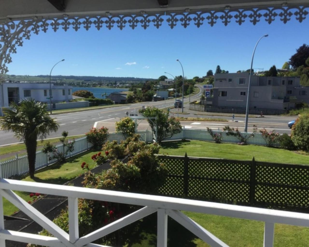 Phoenix Thermal Resort - Taupo Exterior photo